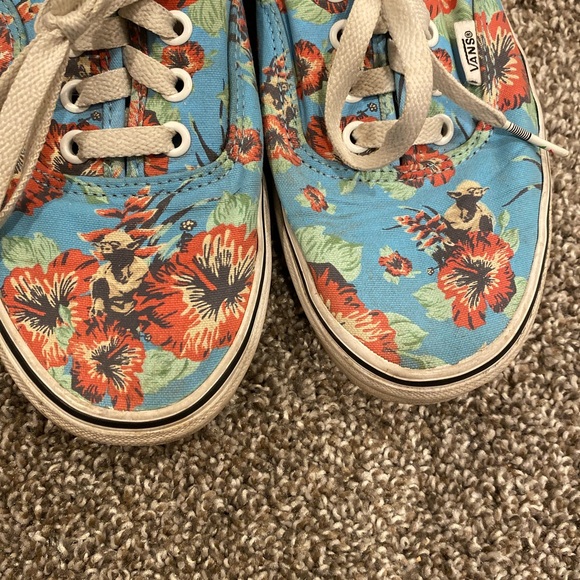 Vans Star Wars Authentic Yoda Hawaii Aloha Blue Flowers Print Sneakers - Picture 9 of 9